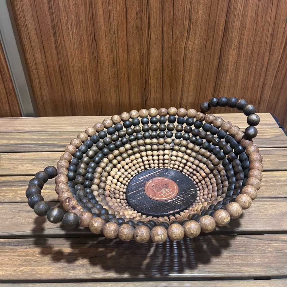 *(VHD) Vintage Handcrafted Wooden Beaded Basket Niagara Falls Commemorative